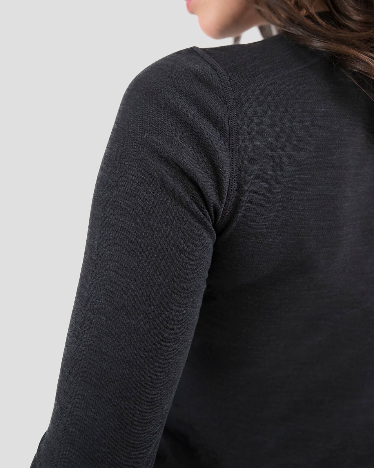 Women's Thermawool® Heavyweight Merino Wool Thermal Crew Shirt | Color: Smoke Heather