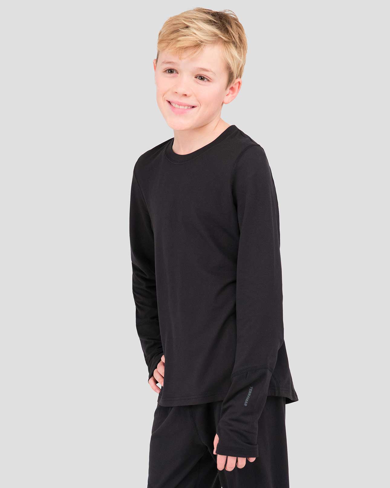 Kids' Thermolator® Midweight Performance Baselayer Crew Shirt | Color: Black