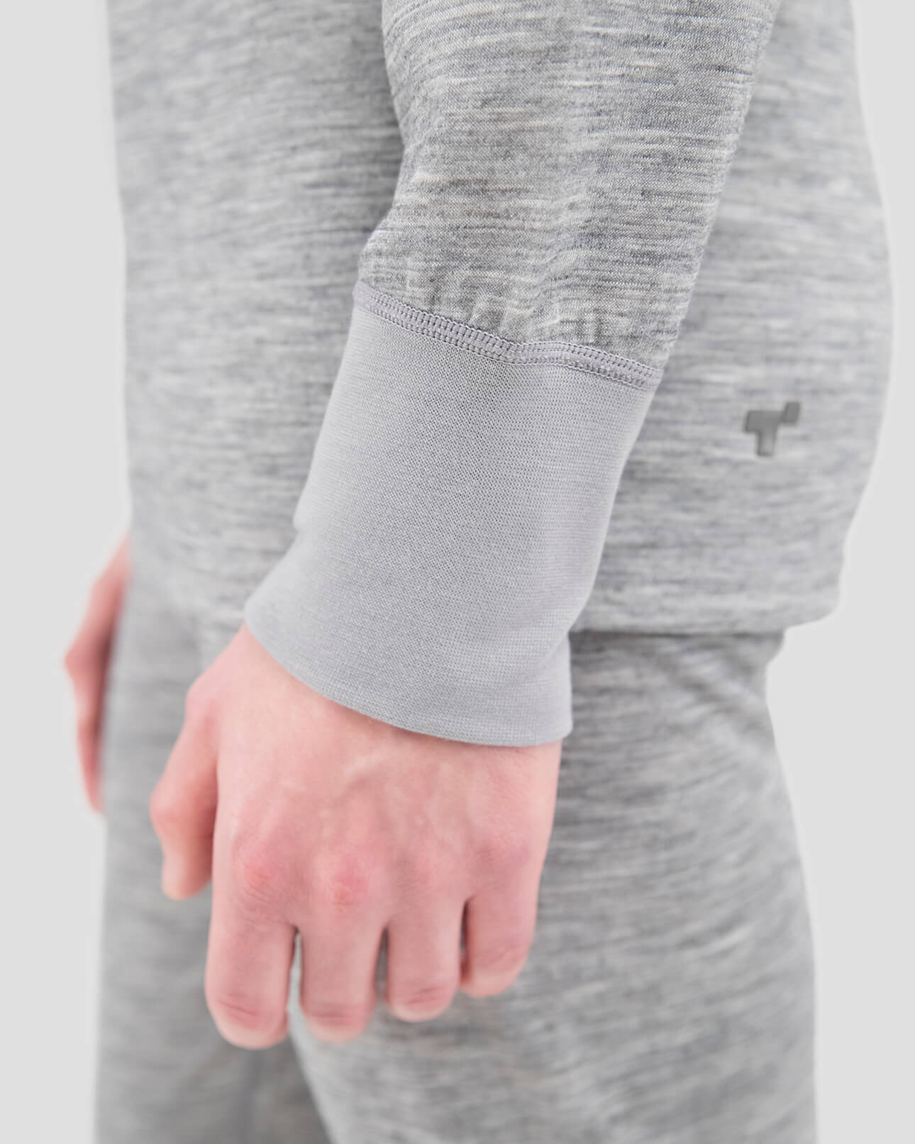 Men's Heritage Heavyweight Merino Wool Bi-Layer Thermal Crew Shirt | Color: Grey Heather