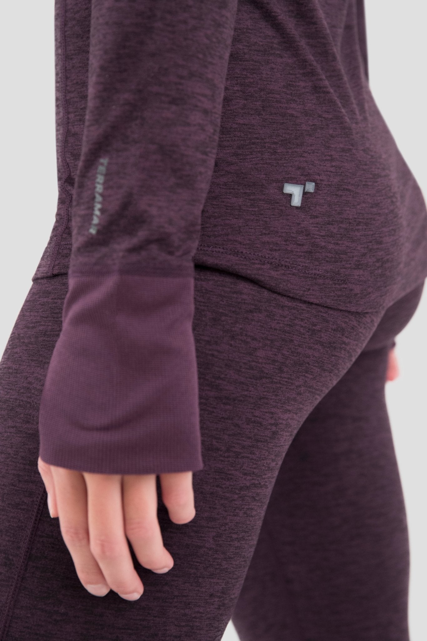 Women's Cloud Nine Midweight Performance Baselayer Scoop Shirt | Color: Blackberry Melange |  #color_blackberry-melange