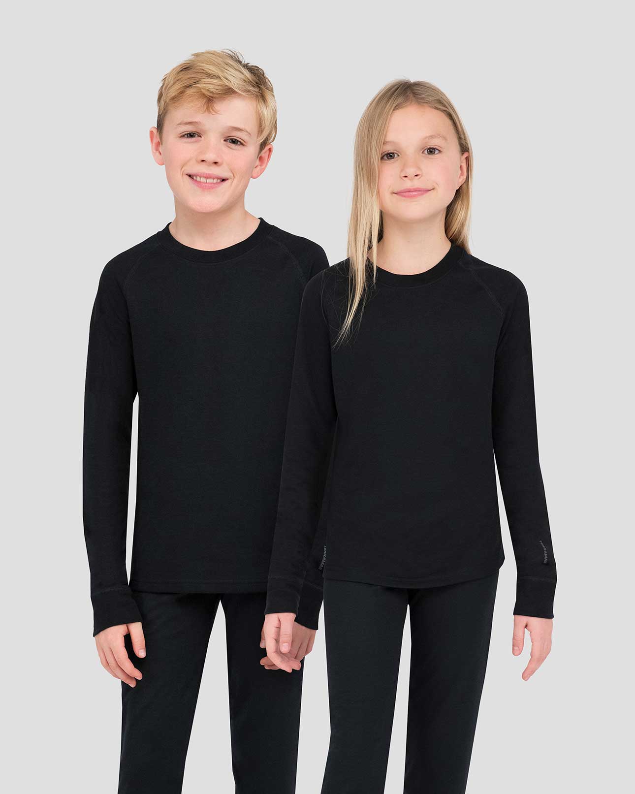 Kids' Thermapeak® Heritage Midweight Thermal Crew Shirt | Color: Black