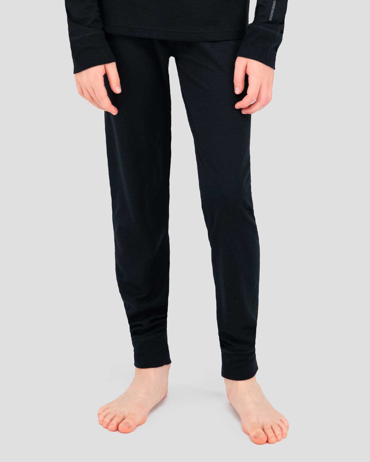 Kids' Thermapeak® Heritage Midweight Thermal Pants | Color: Black