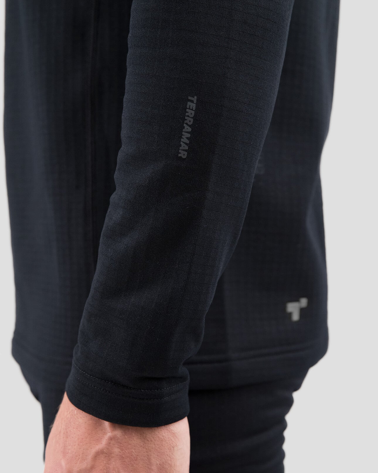 Men's Ecolator® Heavyweight Performance Thermal Crew Shirt | Color: Black
