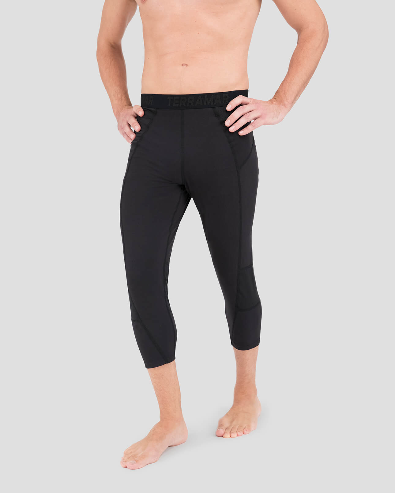 Men's Thermolator® Midweight Performance Thermal 3/4 Pants | Color: Black