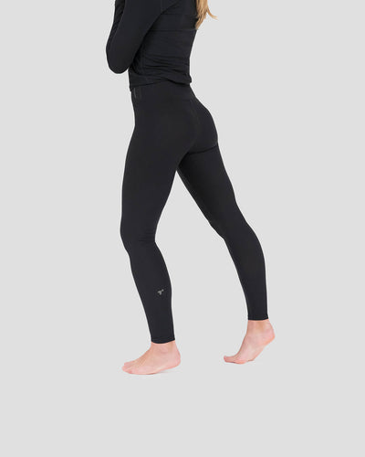 Women's Transport® Lightweight Performance Thermal Pants | Color: Black