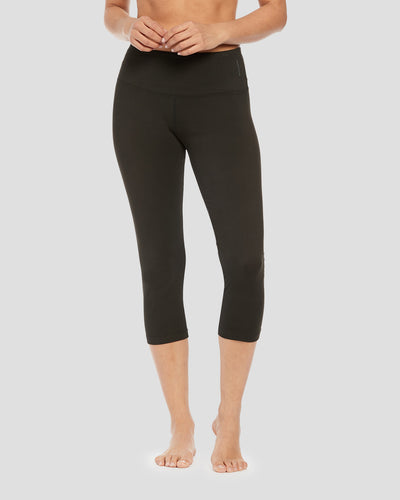 Women's Cloud Nine Performance Capri | Color: Black