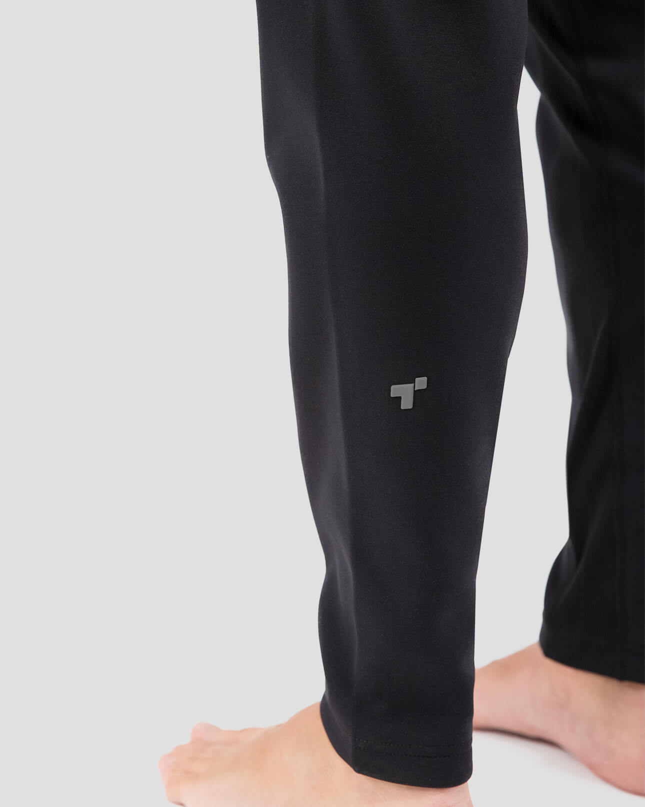 Men's Beast Expedition Weight Performance Thermal Pants | Color: Black