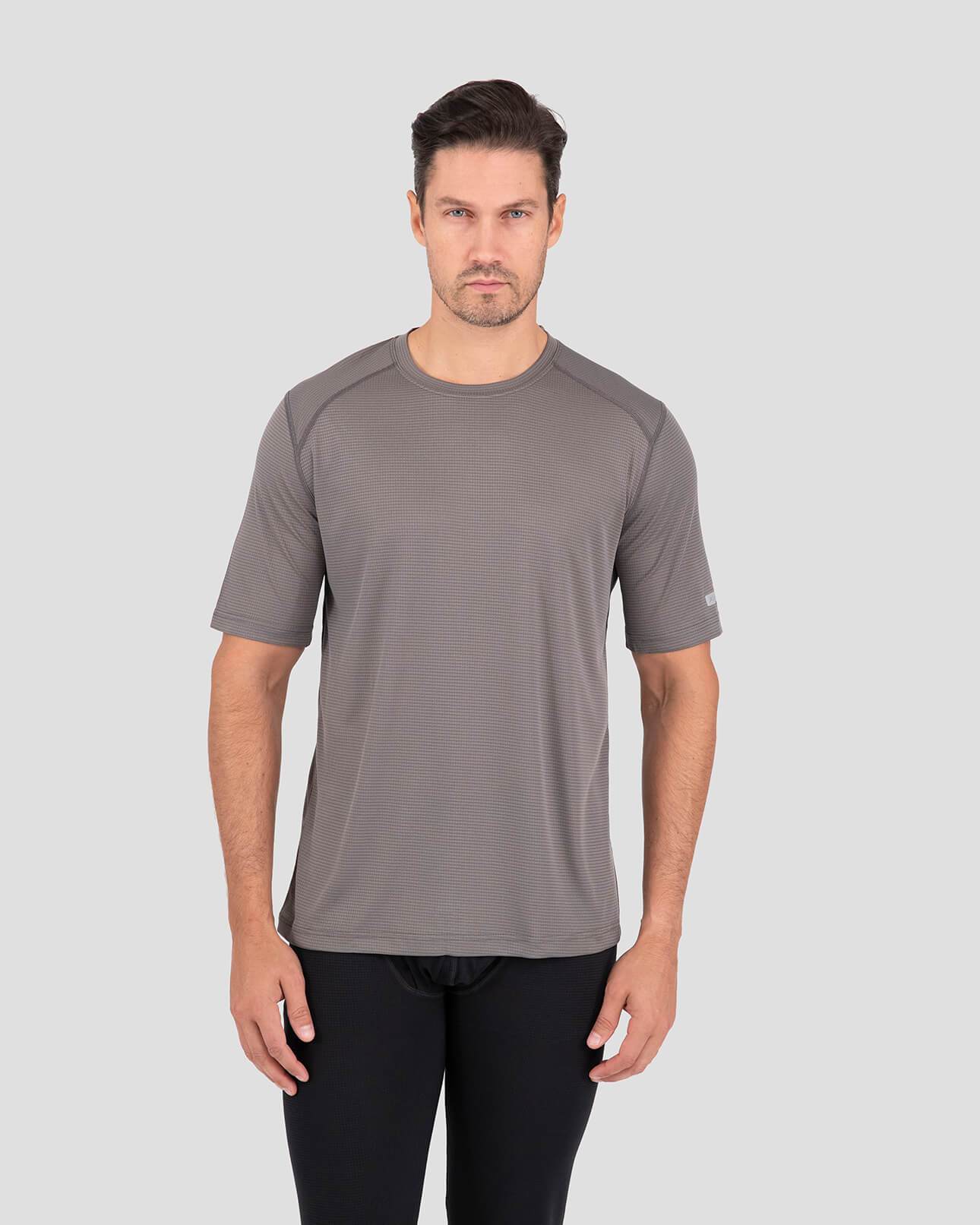 Men's Transport® Lightweight Recycled Polyester Thermal Short-Sleeve Shirt | Color: Sharkskin